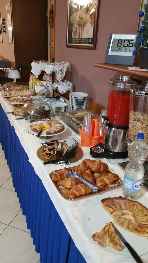 Hotel Firenze Chianciano Terme Ngoại thất bức ảnh
