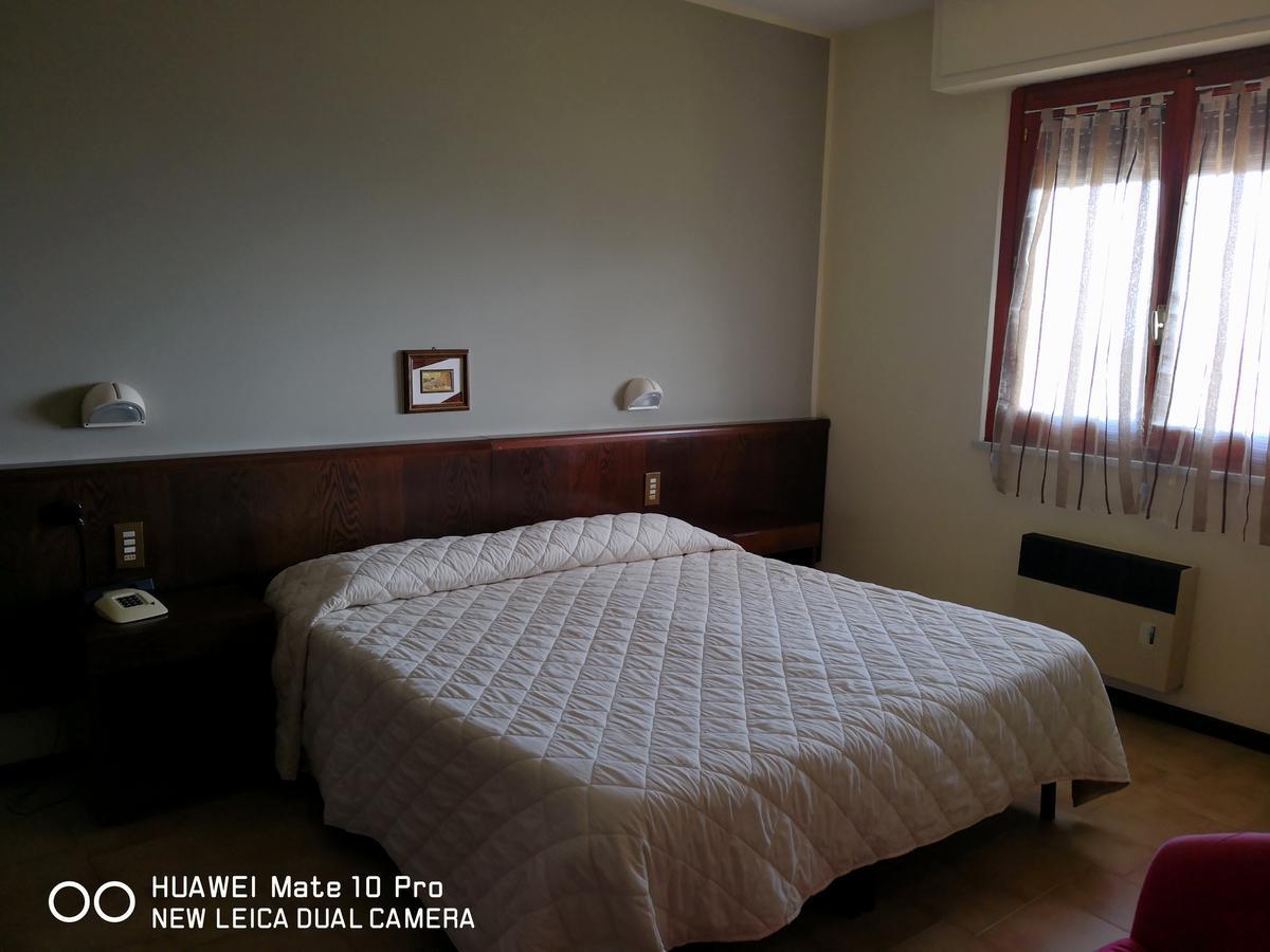 Hotel Firenze Chianciano Terme Ngoại thất bức ảnh