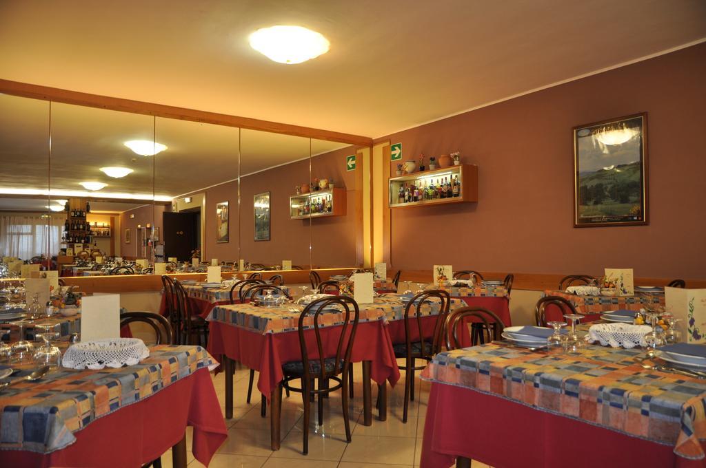 Hotel Firenze Chianciano Terme Ngoại thất bức ảnh